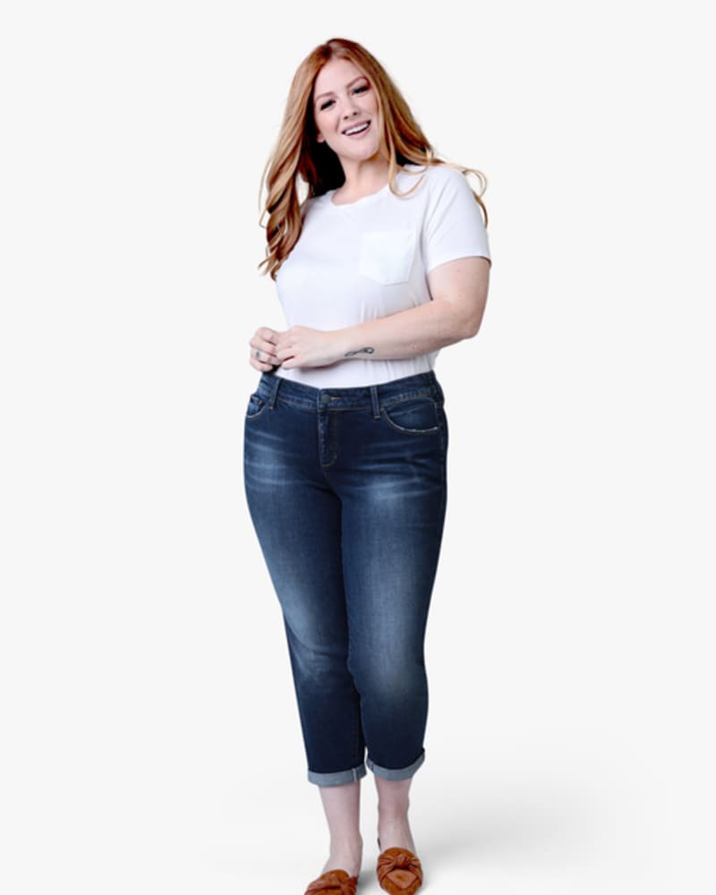 Front of a model wearing a size 12 Natalie Mid-Rise Boyfriend Jean in KAREN by Slink Jeans. | dia_product_style_image_id:256124